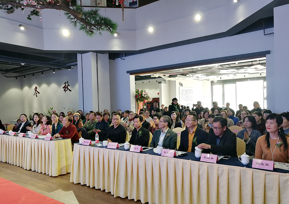 世界华人插花花艺协会执行会长吴龙高,东方自然风创始人倪志翔,宁波市